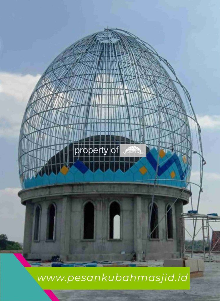 Pembuat Kubah Masjid Enamel di Temanggung